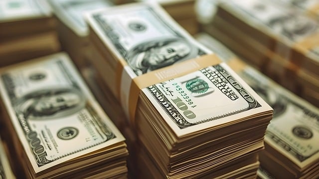 What are Business Payday Loans - dollars, currency, savings, money, finance, cash,